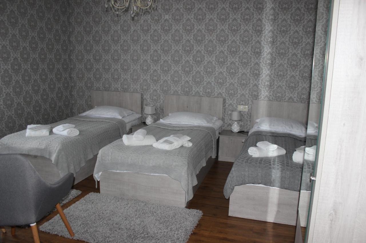 Golden Star Kazbegi Hotel Екстериор снимка