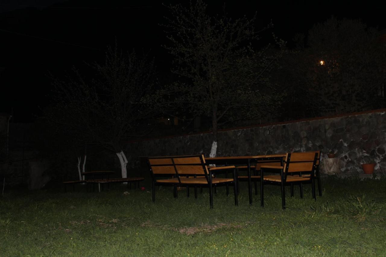 Golden Star Kazbegi Hotel Екстериор снимка